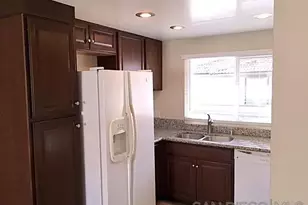 9821 Caspi Gardens, Santee, CA 92071 - Photo 4