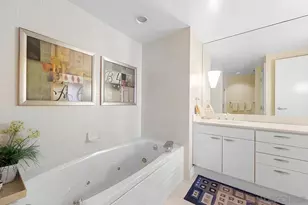 645 Front St, San Diego, CA 92101 - Photo 18