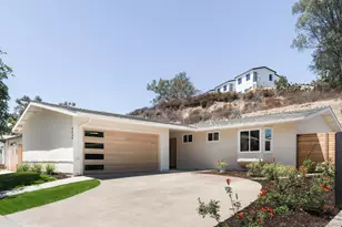 4534 Chateau Dr, San Diego, CA 92117 - Photo 4
