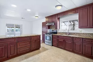 2750 Wheatstone St, San Diego, CA 92111 - Photo 12