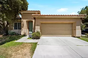 120 Estancia Way, Hemet, CA 92545 - Photo 2
