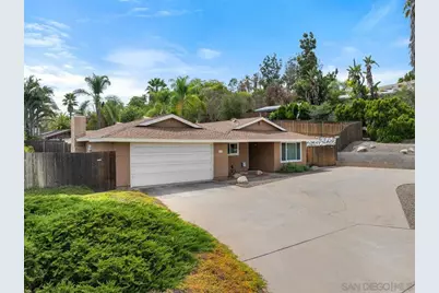  715 S Upas, Escondido, CA 92025 - Photo 2