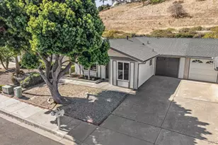 1277 Sagewood Dr, Oceanside, CA 92056 - Photo 6