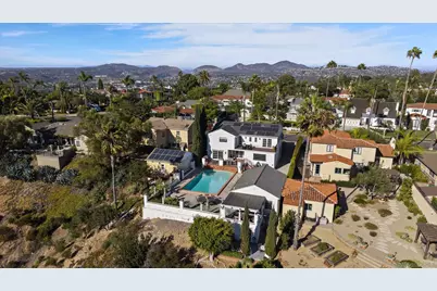  5324 Canterbury Drive, San Diego, CA 92116 - Photo 2