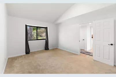  2501 Navarra #121, Carlsbad, CA 92009 - Photo 20