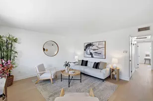 1030 Robinson Ave, San Diego, CA 92103 - Photo 4