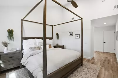  2444 Caminito Venido, San Diego, CA 92107 - Photo 22