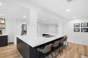 2444 Caminito Venido, San Diego, CA 92107 - Photo 8