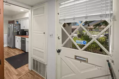  8925 Cliffridge Avenue, La Jolla, CA 92037 - Photo 14