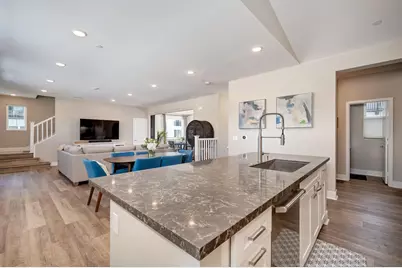  857 Home Ave, Carlsbad, CA 92008 - Photo 14