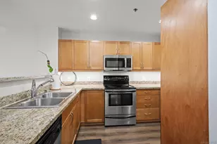 427 Ninth Ave, San Diego, CA 92101 - Photo 16