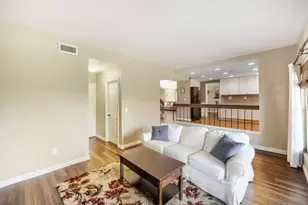 9518 Hillcreek Way, Santee, CA 92071 - Photo 10