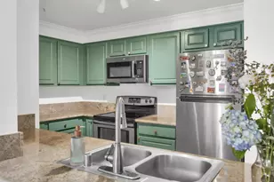 8889 Caminito Plaza Centro, San Diego, CA 92122 - Photo 12