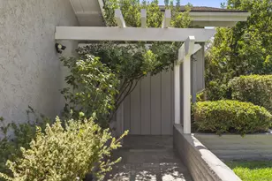 5552 Caminito Herminia, La Jolla, CA 92037 - Photo 8