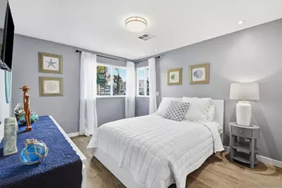  802 Ostend Ct, San Diego, CA 92109 - Photo 12