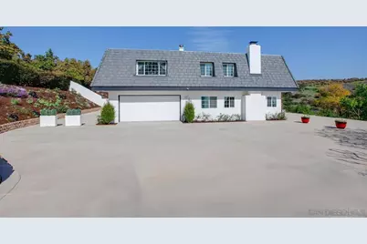  9431 W Lilac Rd, Escondido, CA 92026 - Photo 2