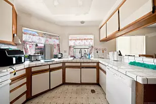 4524 Goldfinch, Oceanside, CA 92057 - Photo 10