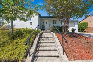 6230 W Manor Dr, La Mesa, CA 91942 - Photo 2