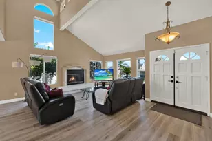 1371 Westminster Pl, Escondido, CA 92027 - Photo 6