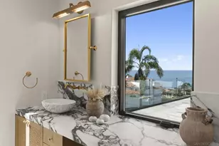 7784 Hillside Dr, San Diego, CA 92037 - Photo 16