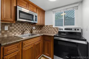 1030 Robinson Ave, San Diego, CA 92103 - Photo 6