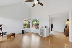10639 Escobar Dr, San Diego, CA 92124 - Photo 8