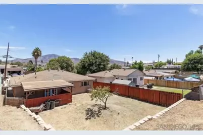  834 Maria Ave., Spring Valley, CA 91977 - Photo 10