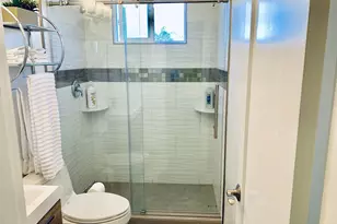 4073 Gresham St, San Diego, CA 92109 - Photo 12