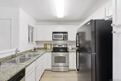  12191 Cuyamaca College Dr E #711, El Cajon, CA 92019 - Photo 4