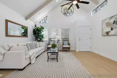  387 N Melrose #D, Vista, CA 92083 - Photo 4