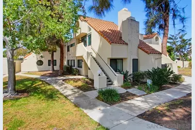  387 N Melrose #D, Vista, CA 92083 - Photo 1