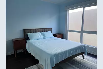  25 Spinnaker St #12, Marina del Rey, CA 90292 - Photo 12