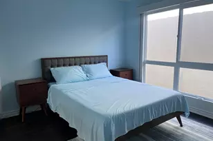 25 Spinnaker St, Marina del Rey, CA 90292 - Photo 12