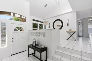 7142 Calabria, San Diego, CA 92122 - Photo 8
