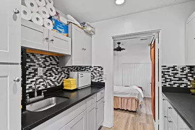  405 N Hwy 101, Solana Beach, CA 92075 - Photo 18