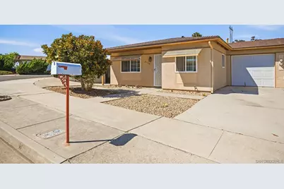  3719 Mira Pacific Dr, Oceanside, CA 92056 - Photo 2