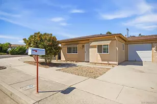 3719 Mira Pacific Dr, Oceanside, CA 92056 - Photo 2