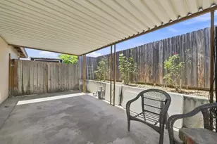3719 Mira Pacific Dr, Oceanside, CA 92056 - Photo 16