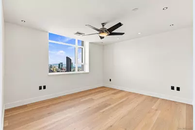  700 W Harbor #2101, San Diego, CA 92101 - Photo 32