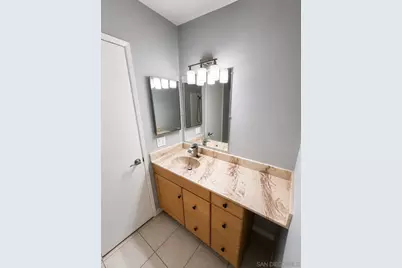  18620 Hatteras #105, Tarzana, CA 91356 - Photo 16