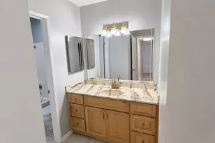 18620 Hatteras, Tarzana, CA 91356 - Photo 8