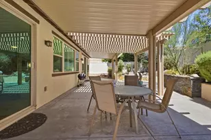 39186 Clydesdale Cir, Temecula, CA 92591 - Photo 38