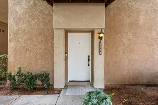 3821 Creststone Pl, San Diego, CA 92130 - Photo 2