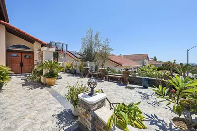  10975 Elderwood Dr, San Diego, CA 92131 - Photo 2