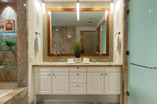 165 Sixth Ave, San Diego, CA 92101 - Photo 20