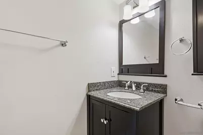  801 W Hawthorn #406, San Diego, CA 92101 - Photo 12