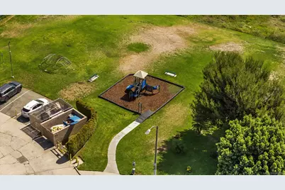  1725 Regency Way #C, Chula Vista, CA 91911 - Photo 16