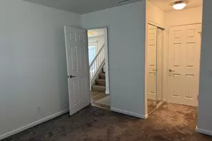 318 Riverview Way, Oceanside, CA 92057 - Photo 8
