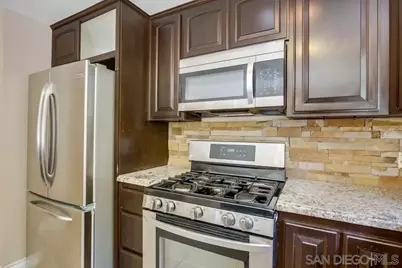  324 Patrick Dr, El Cajon, CA 92019 - Photo 10