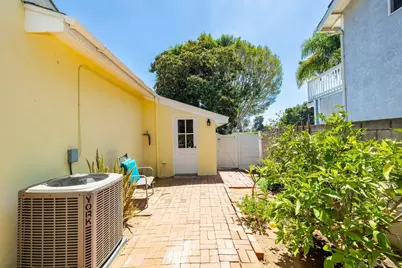  1780 Magnolia Ave, Carlsbad, CA 92008 - Photo 28